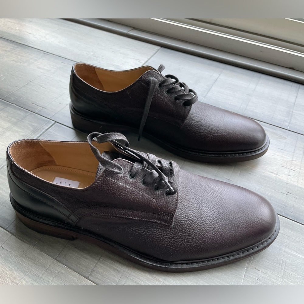 George brown built Italian dress shoes - 11.5 never worn out